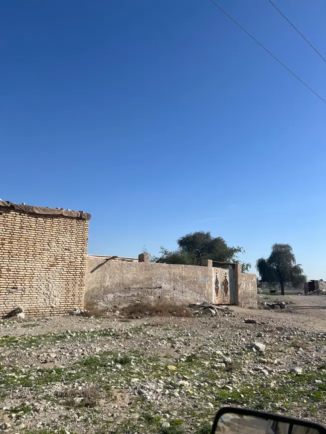 ویلایی ۳۰۰ متری با ۵۰۰ مترزمین