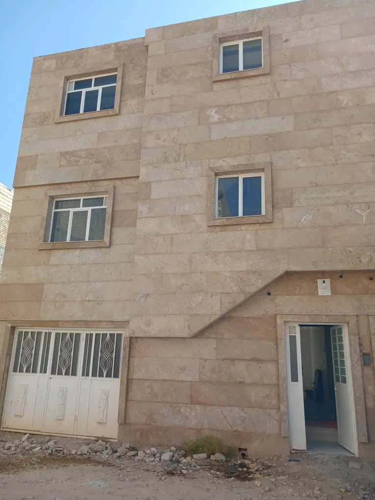 معاوظه ملک دوطبقه با مغازه