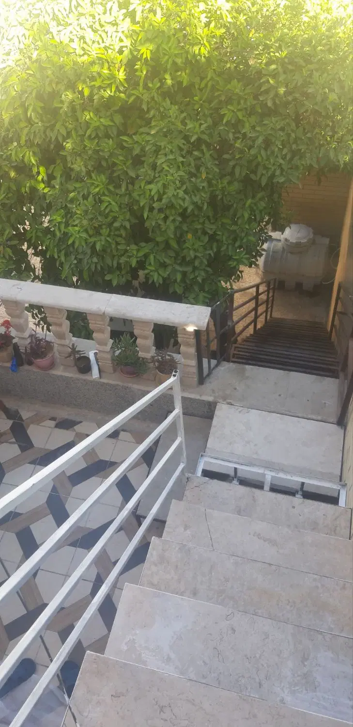 منزل‌ویلایی فوق‌العاده ۳ طبقه مستقل