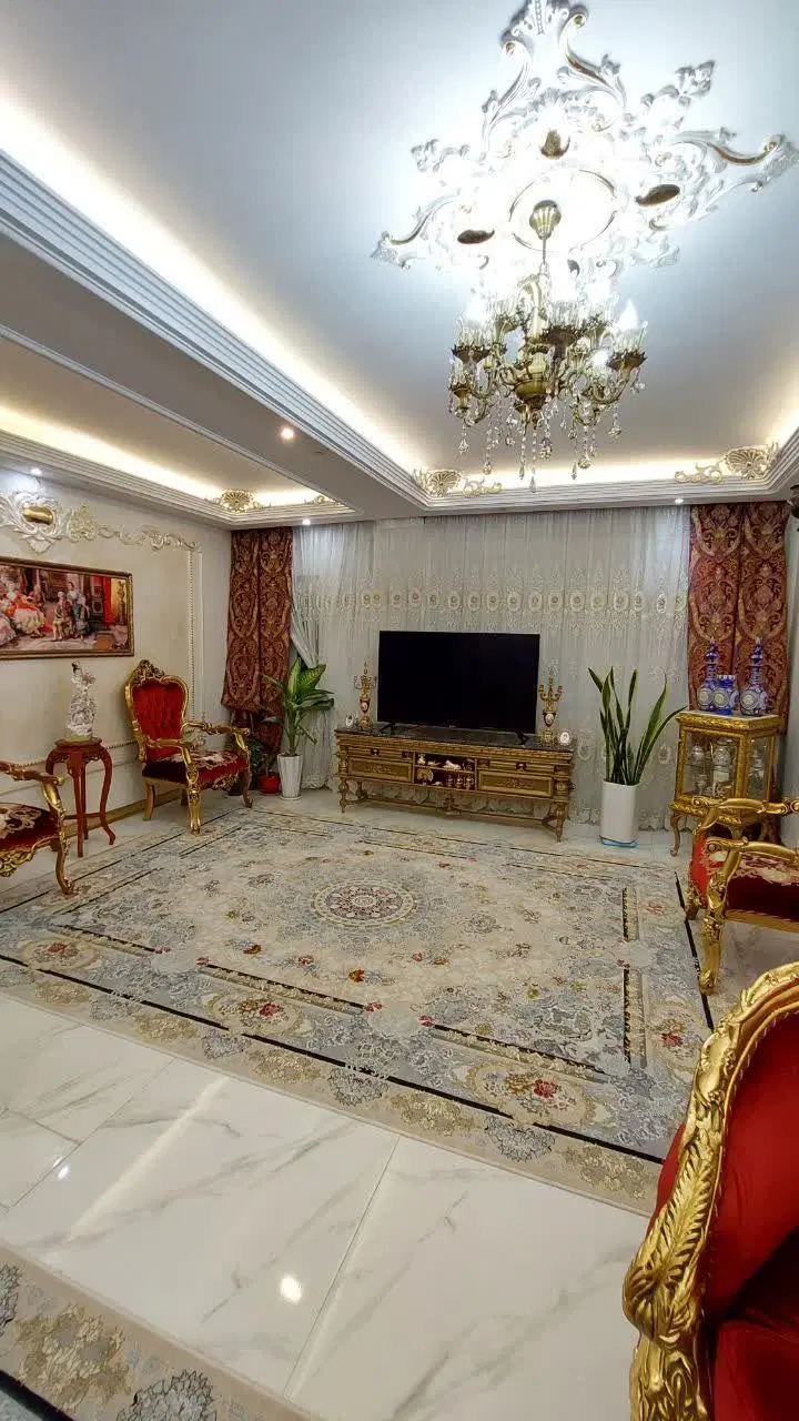 خانه دو طبقه ویلایی ۲۶۰ متری کرج