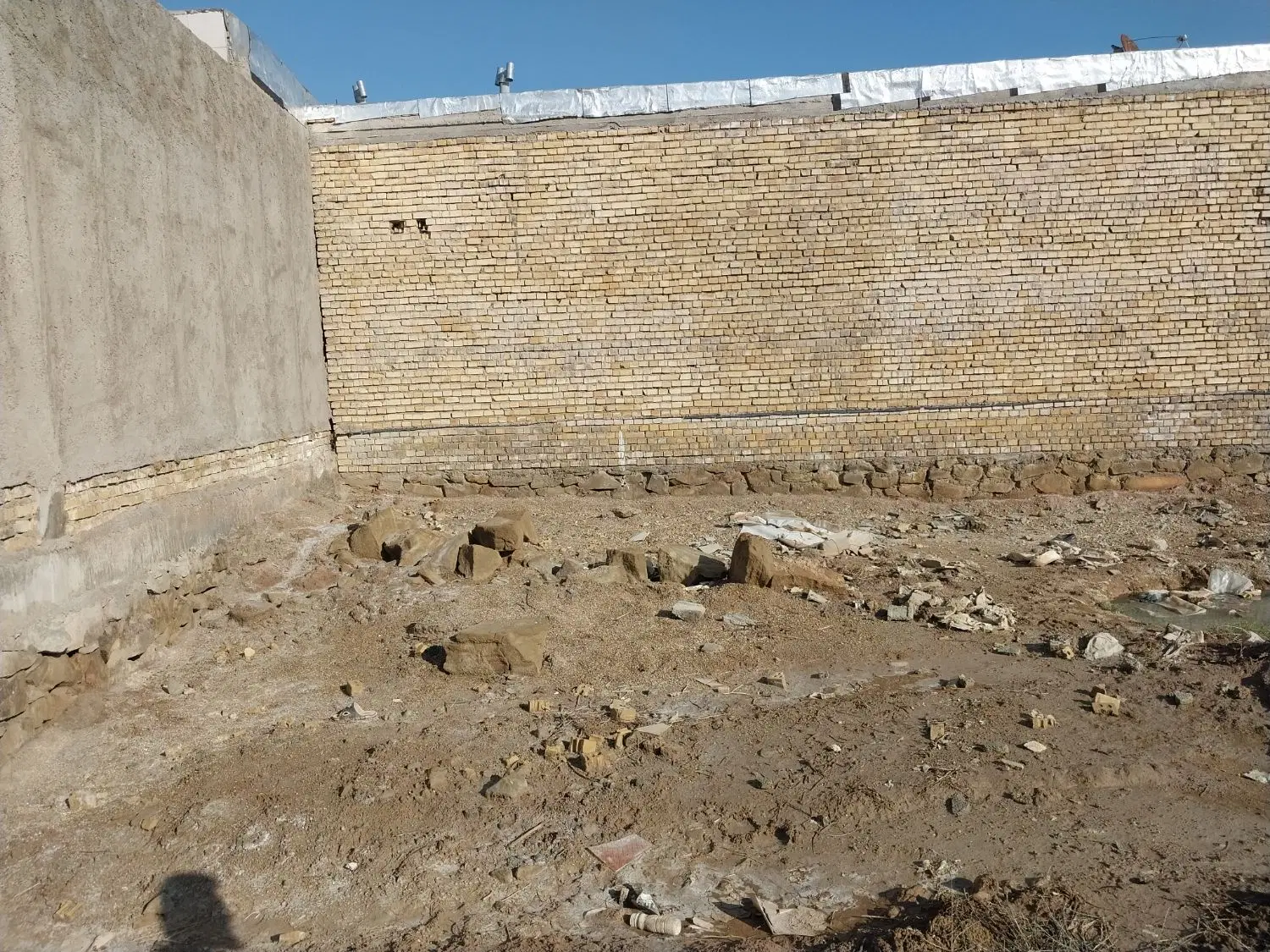 زمین در قلعه چنعان