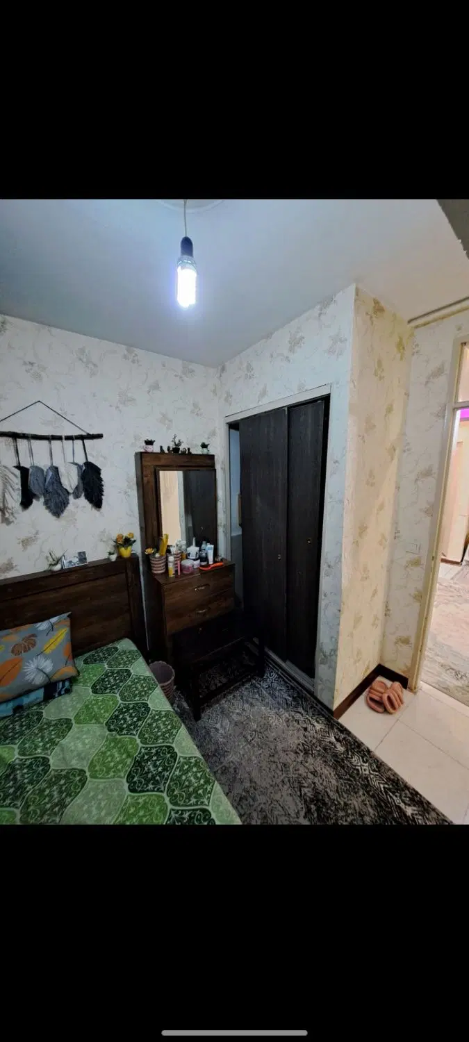 ۷۰متردوخواب طبقه همکف مارلیک خیابان ۲۰متری کسری