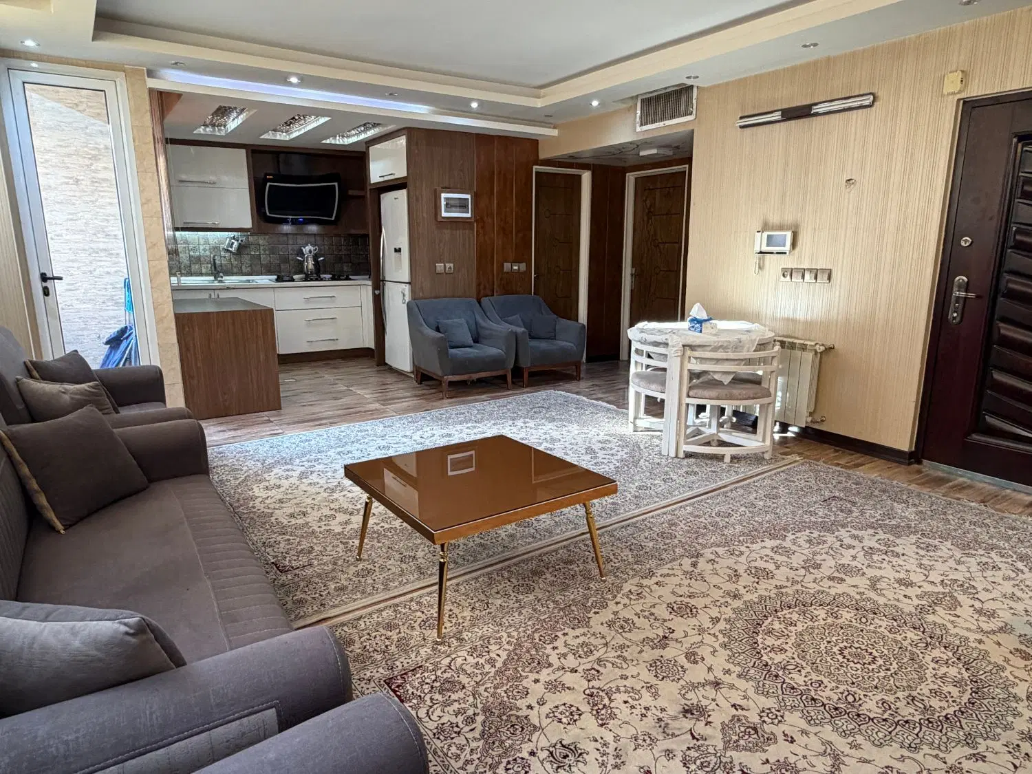 اجاره سوییت آپارتمان روزانه شیک تمیز صفر