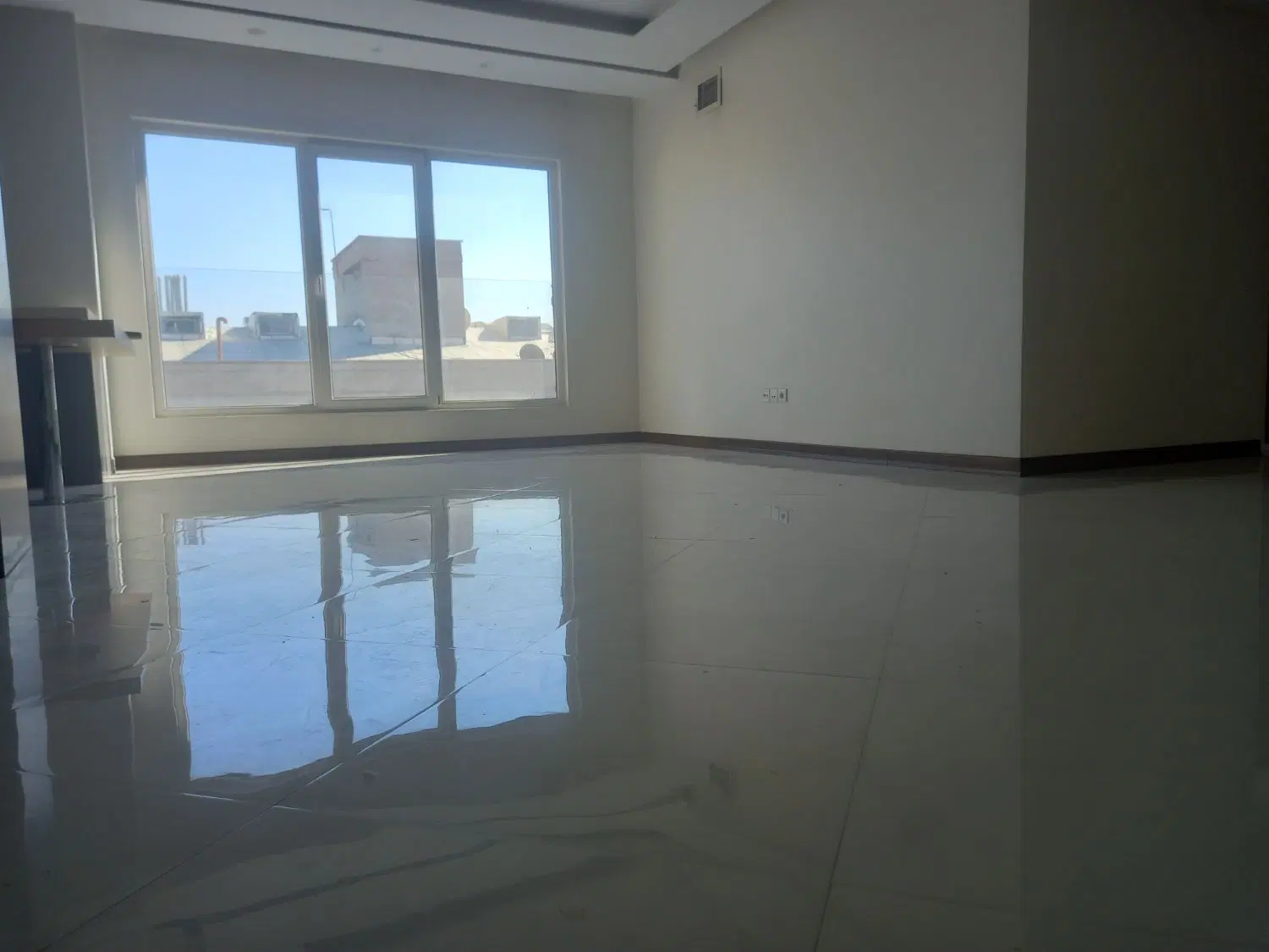 75متری خوش نقشه فول رهن کامل