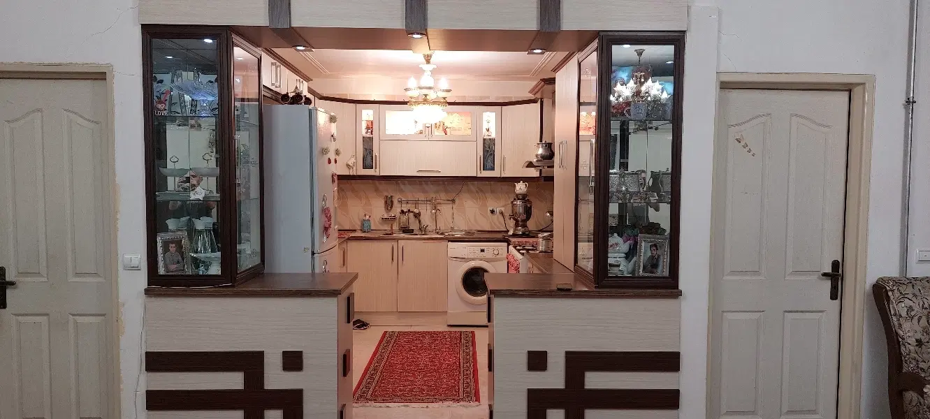 آپارتمان بر خیابان