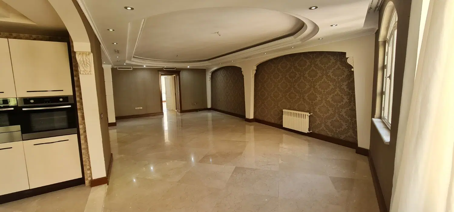 آپارتمان ۱۷۰ متری خداوردی