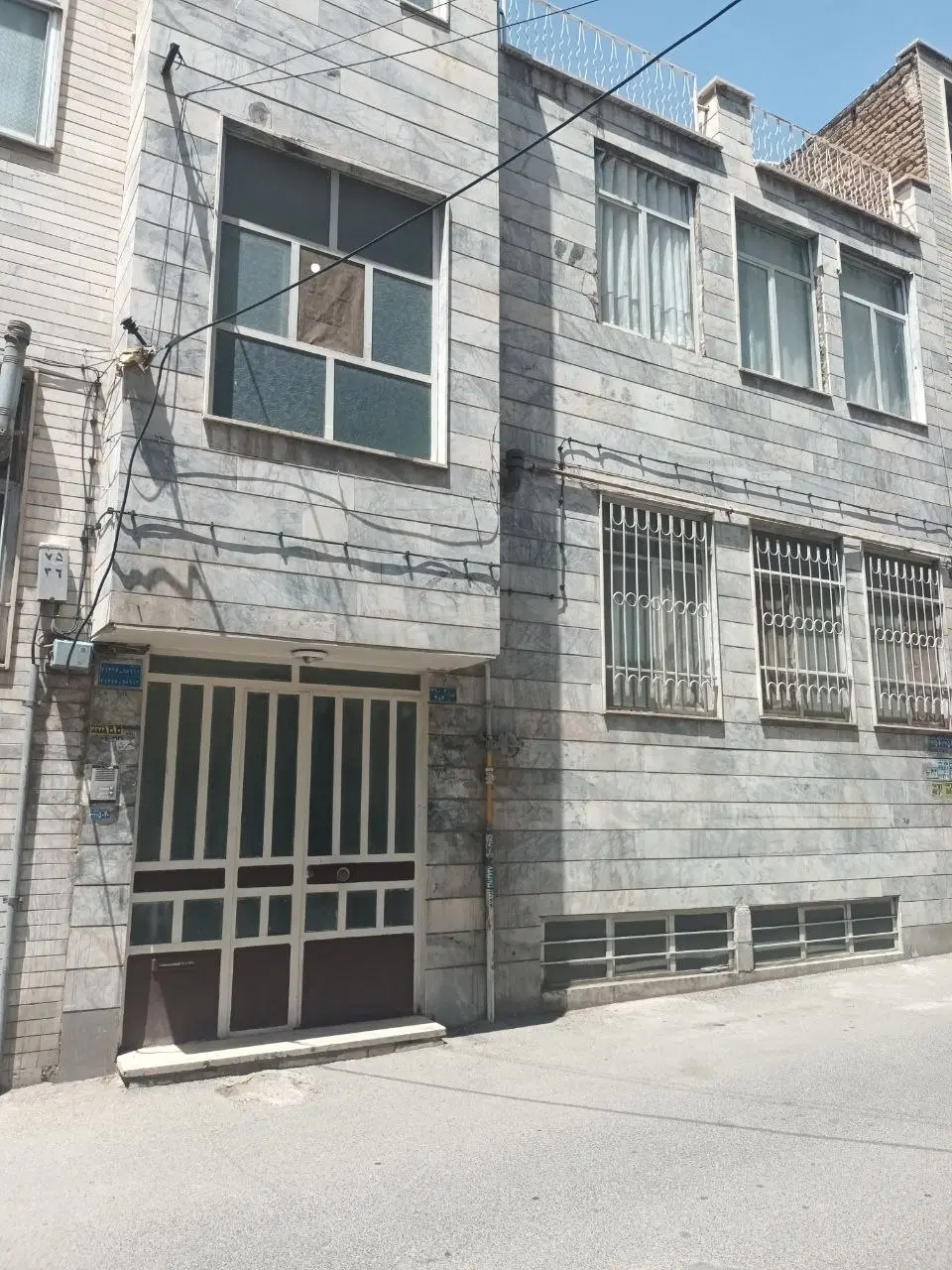 خانه ویلایی قدیمی