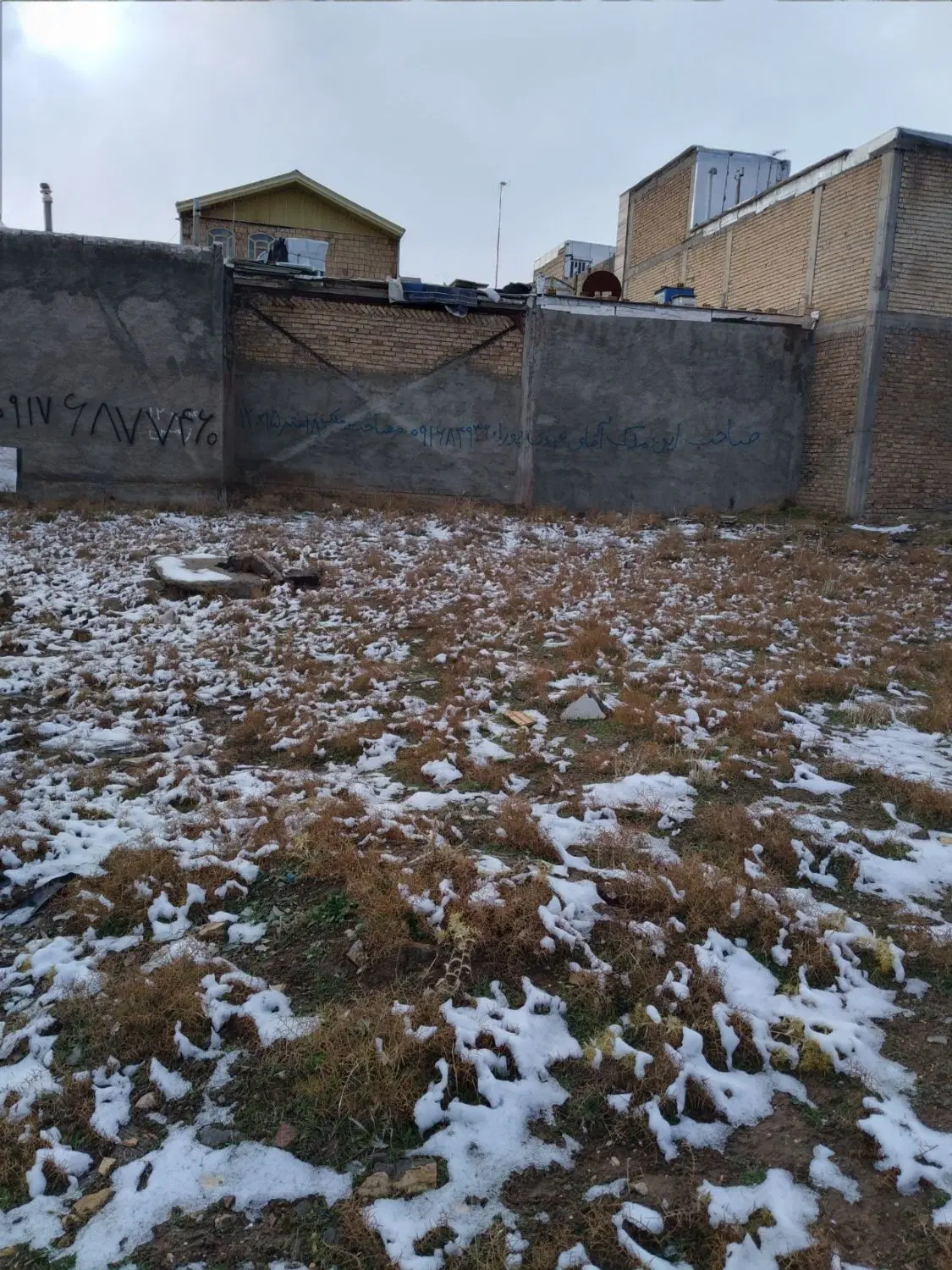 ۱۸۰متر زمین مسکونی،انتهای لاله ۶