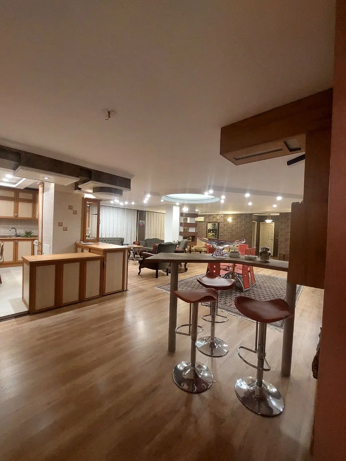 فروش آپارتمان رشدیه  245 متر