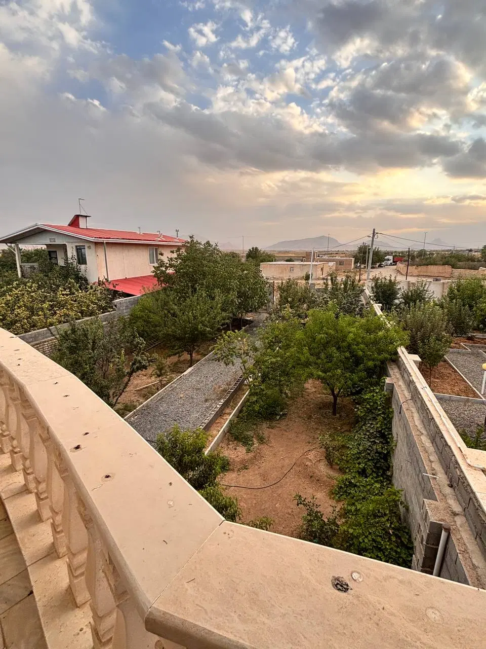 زمین فروشی طرح هادی حسین آباد ( قلعه افشار)