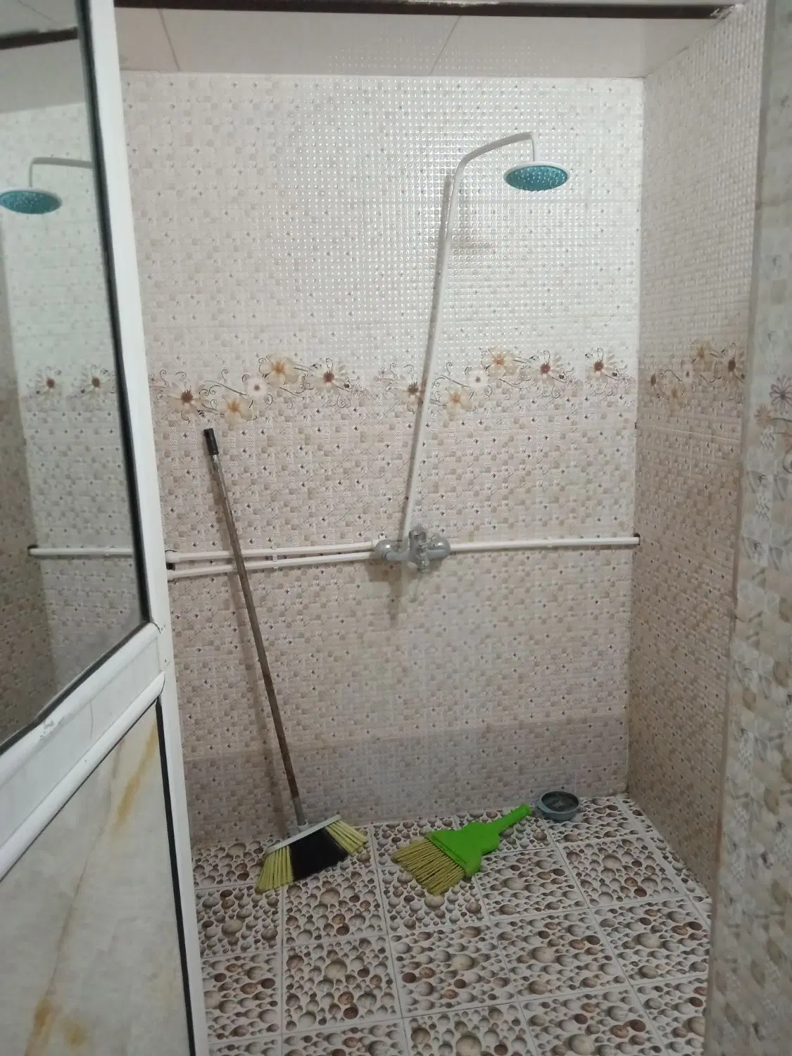 ساختمان رهن واجاره