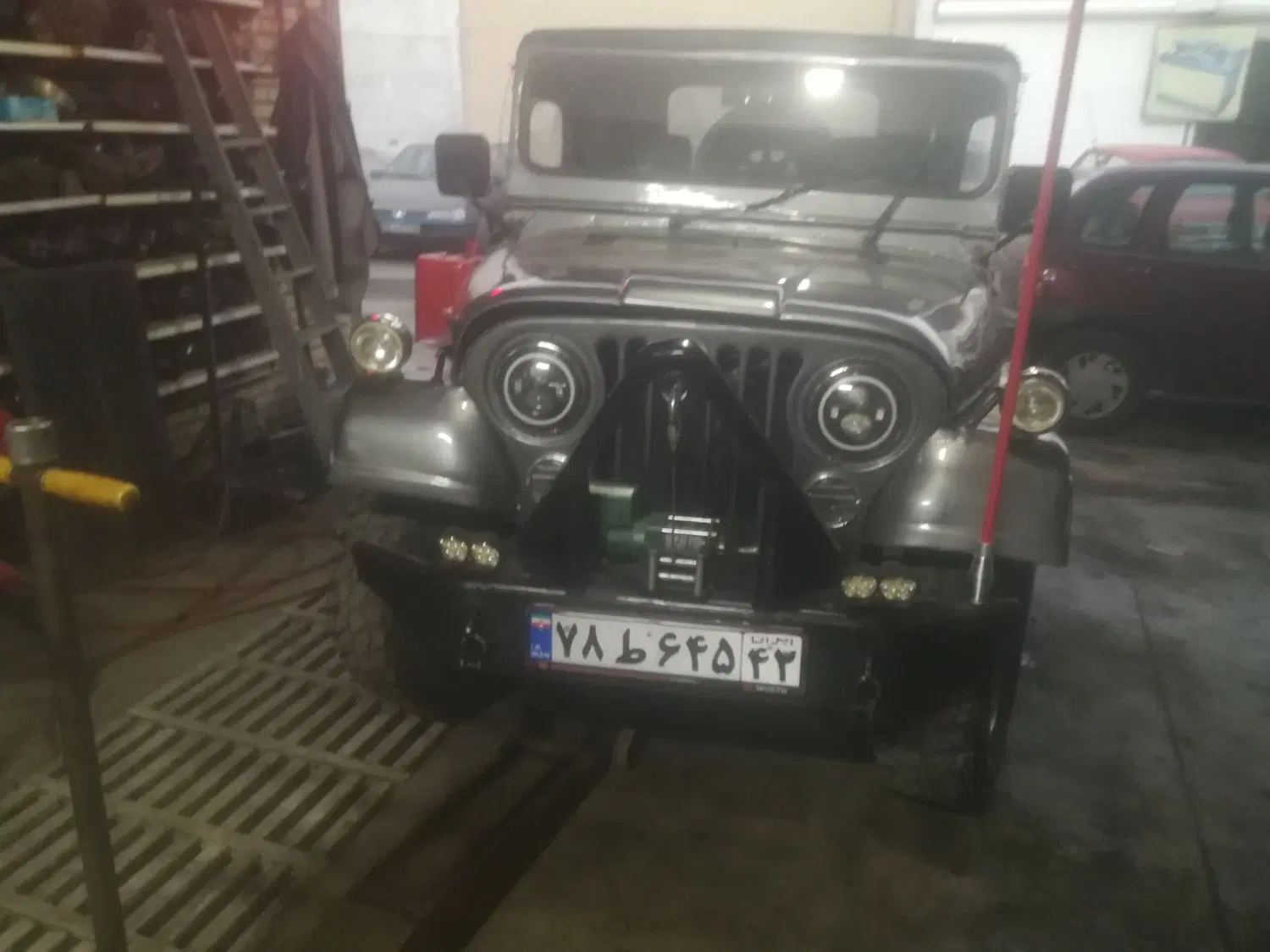 مغازه تجاری خدمات خودرویی مکانیکی