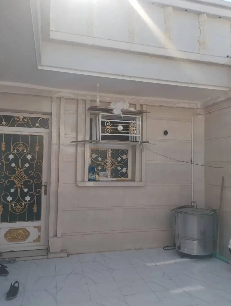 فروش خانه مسکونی کوی دانشگاه بین قلم ۱۹ و ۲۰