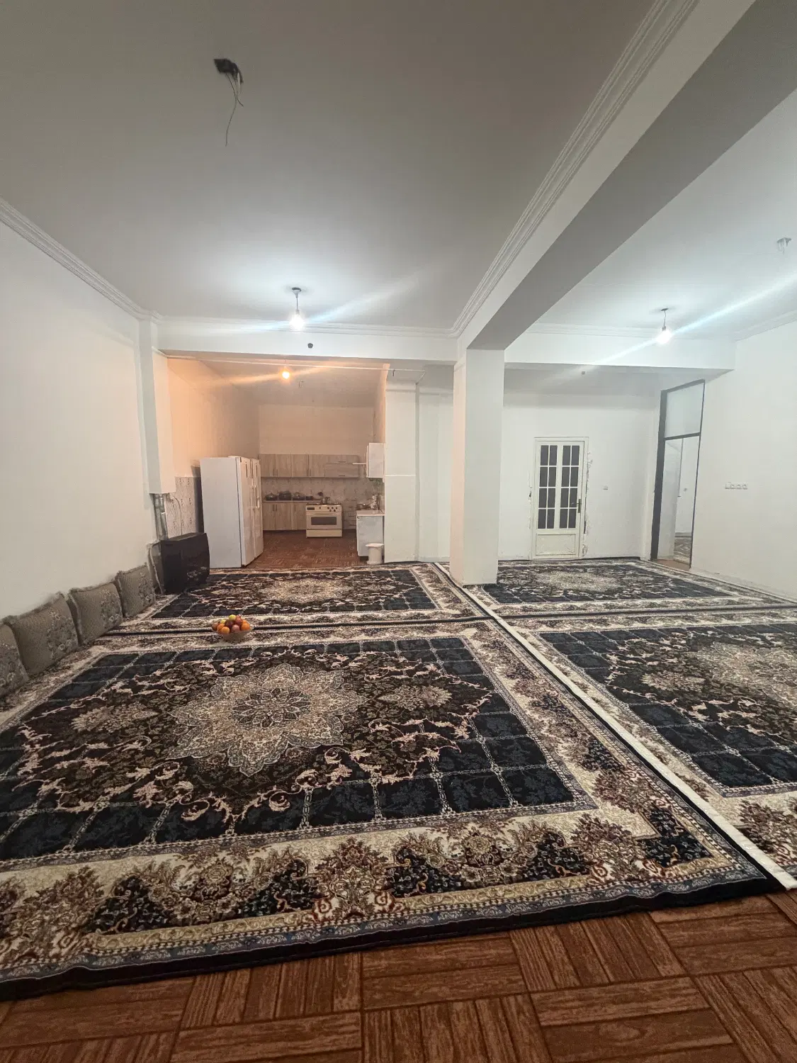 ویلایی ۳۴۰ متری خ اسدی فرهنگیان