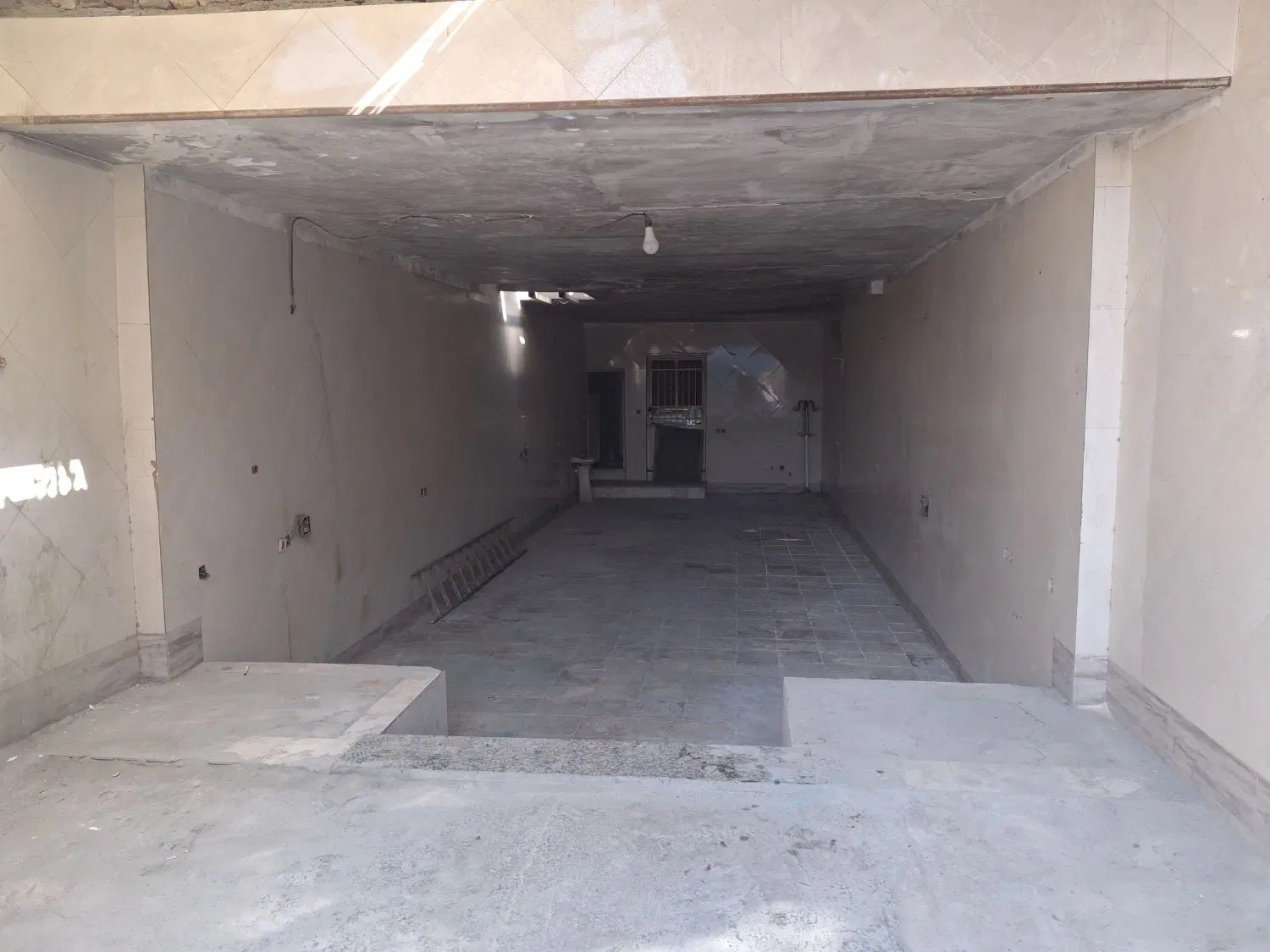 اجاره کارگاه  واقع در شهر صنعتی البرز