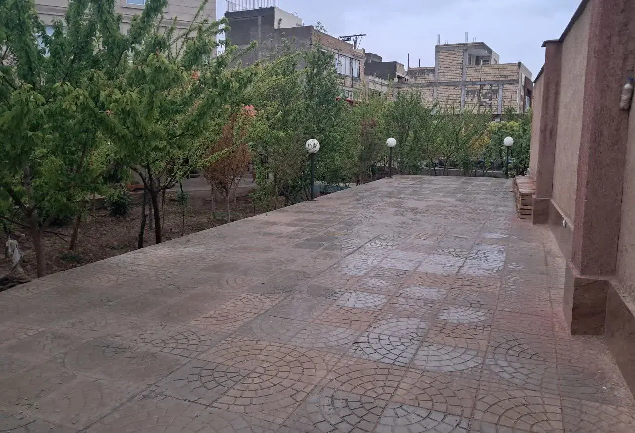 فروش باغ ویلا شیک و تمیز