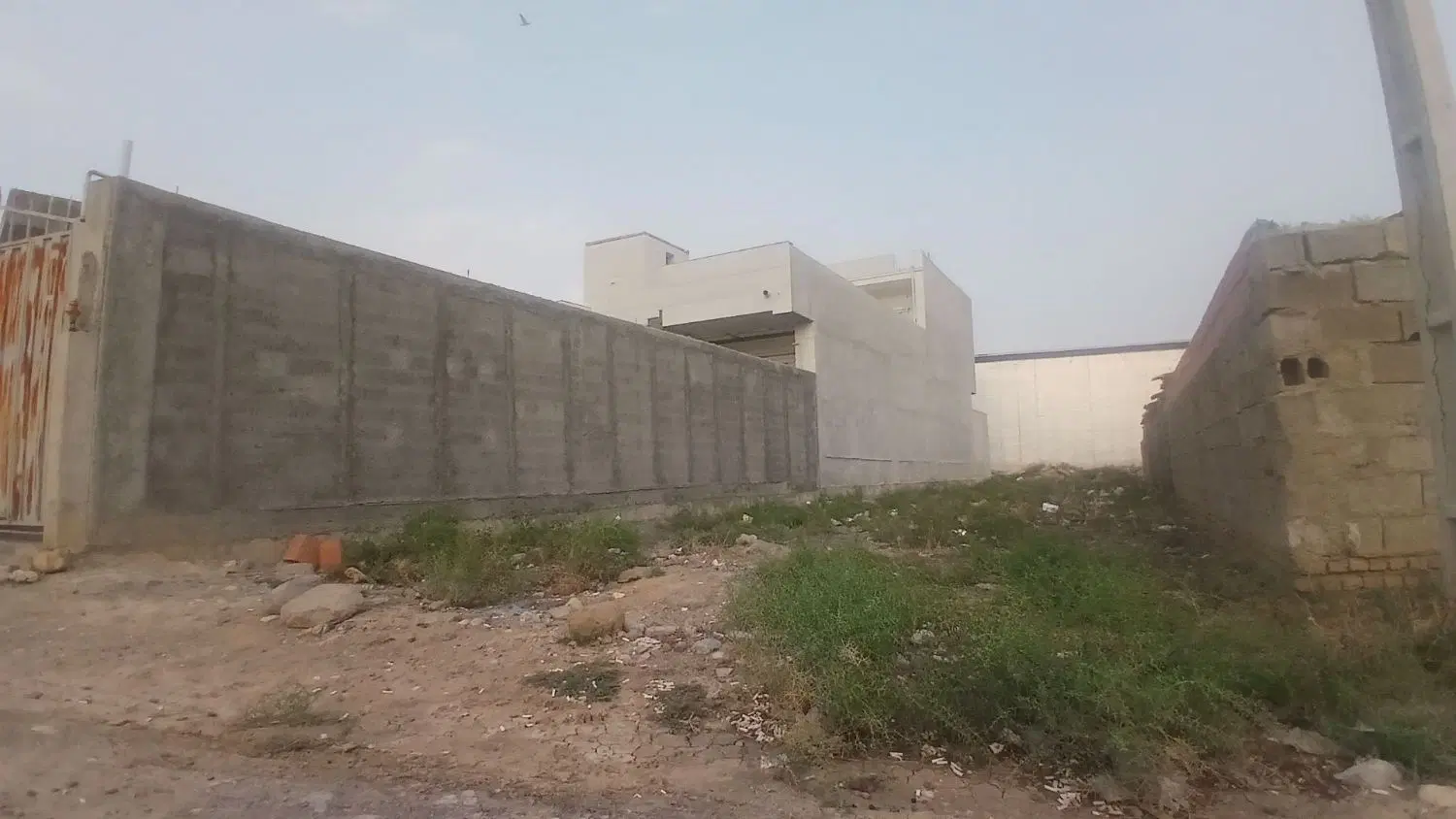 سلام یک قطعه زمین بادهنه ۷متر بمساحت۱۹۸ متر