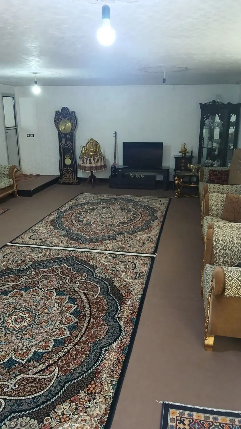 اجاره مسکونی ویلایی حیاط مستقل