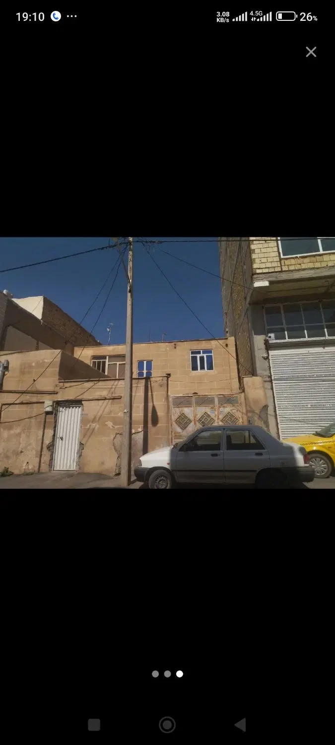 خانه دو طبقه ویک واحد مجزا