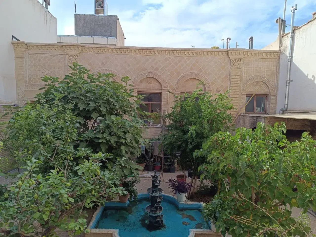 فروش خانه ی تاریخی زیبا در باجک یک