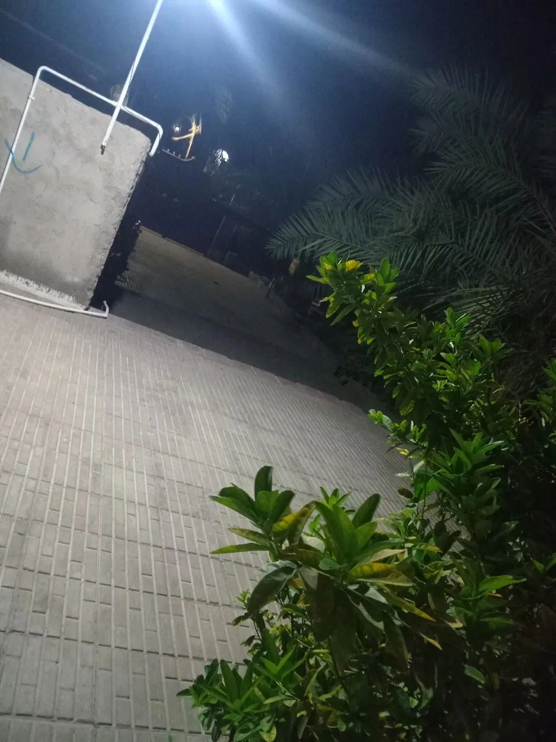 اجاره خانه در بروات