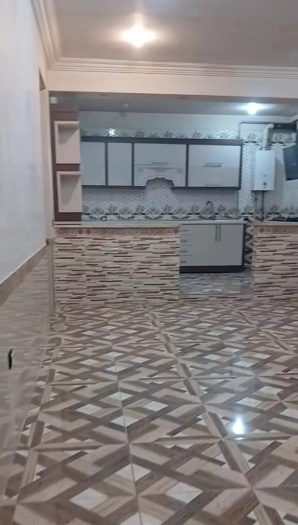 خانه اجاره ای ۱۰۰مترنهایت ۳ نفر اجاره داده میشود