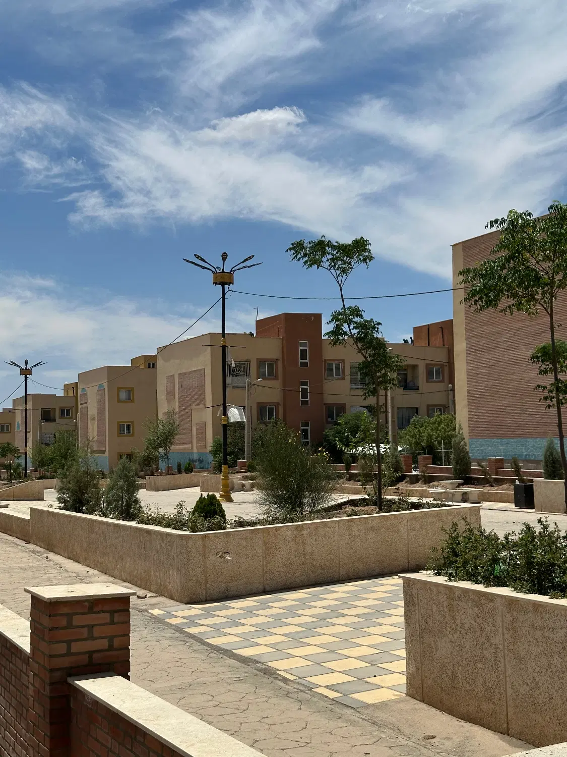 ۸۰ متر زیر زمین تا سقف سنگه کف سنگ ارتفاع ۴ متر