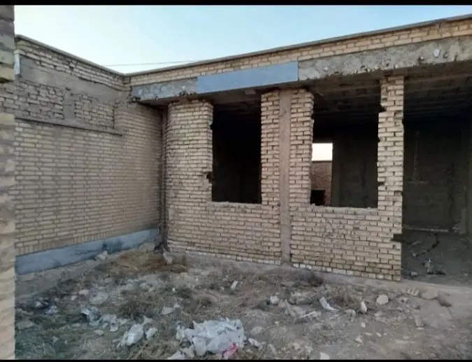 خانه نیمه ساز و نیمه کار