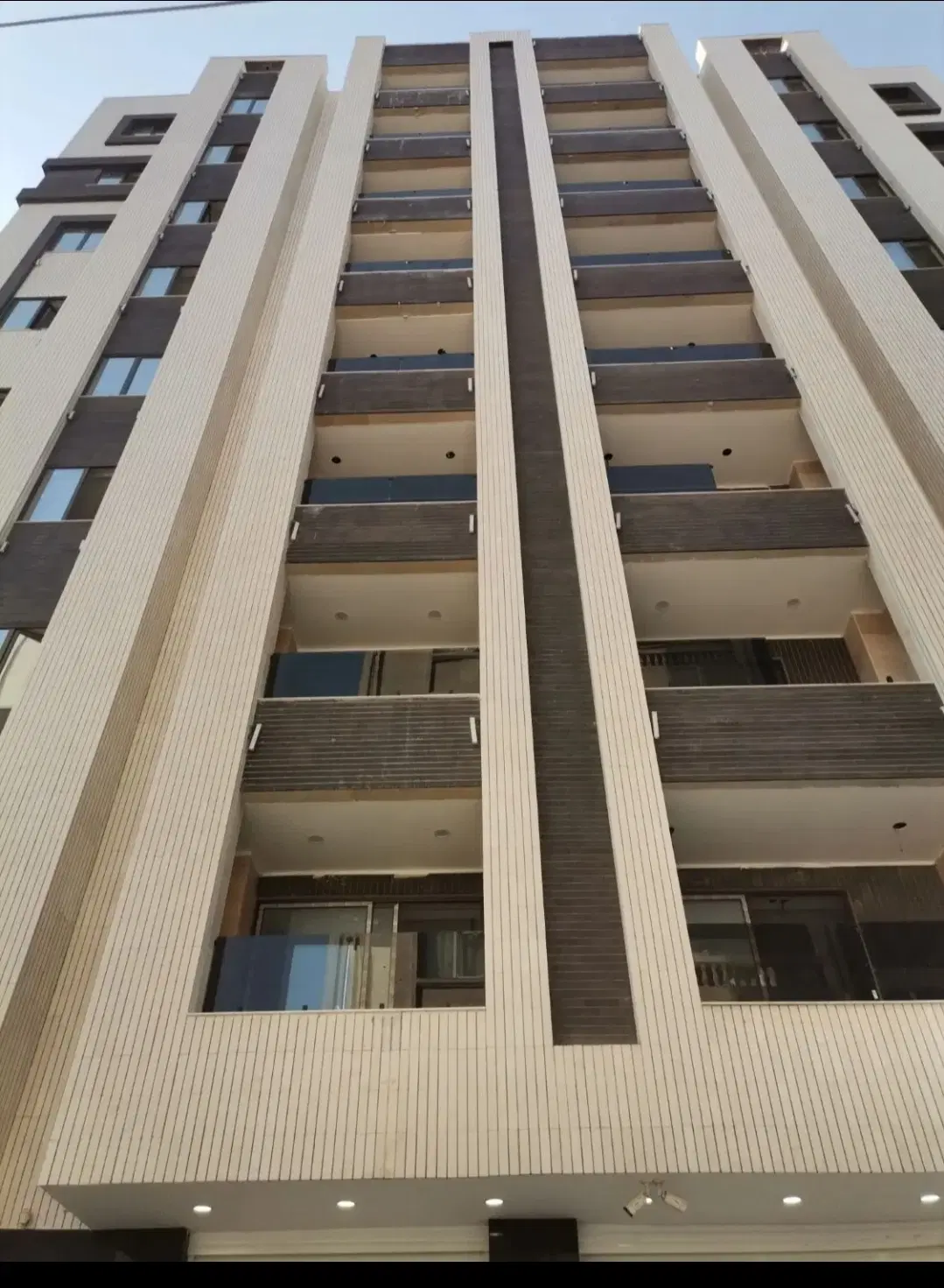 فروش واحد۱۲۵ متر