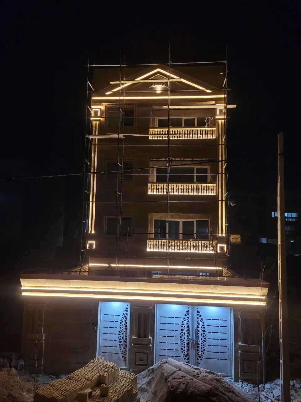 ۱۳۰متری شهرک گلستان
