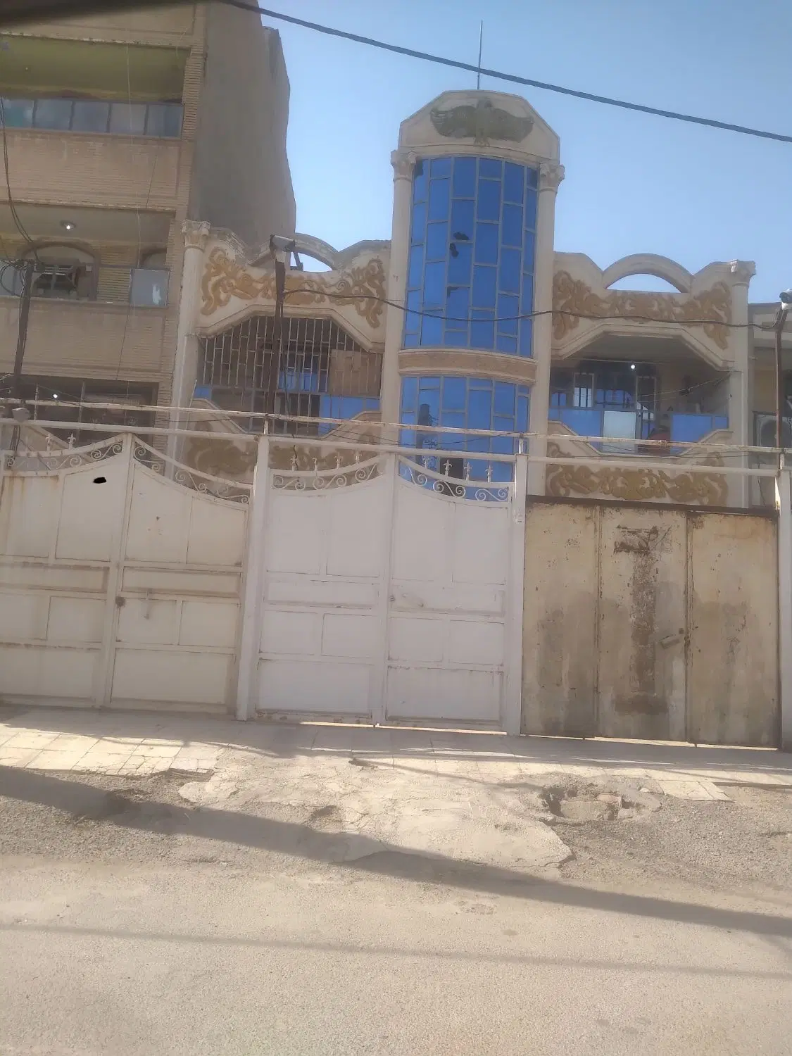 اپارتمان دربهارستان