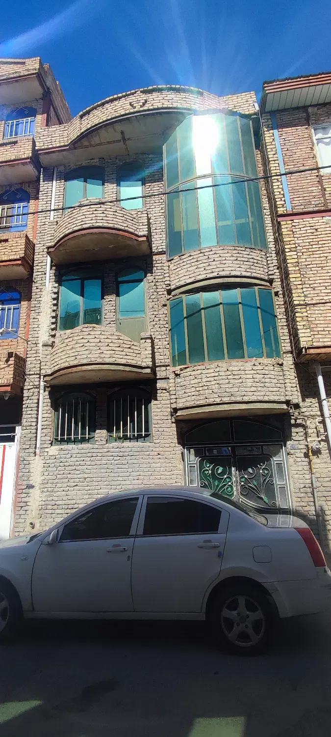 فروش خانه 3 طبقه ابوذر کوچه 8 متری