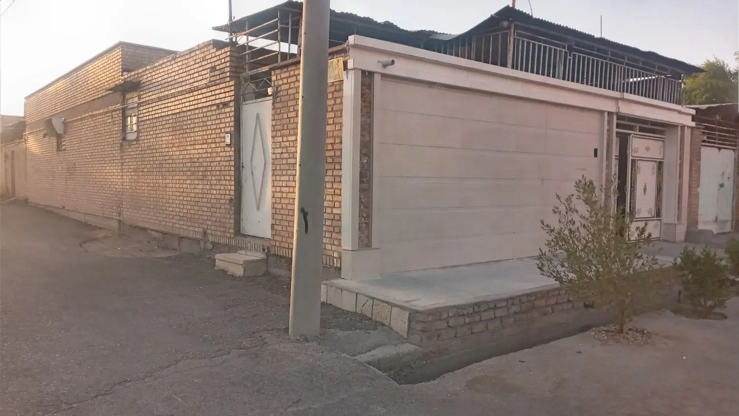 دودستگاه منزل مسکونی بازسازی شده