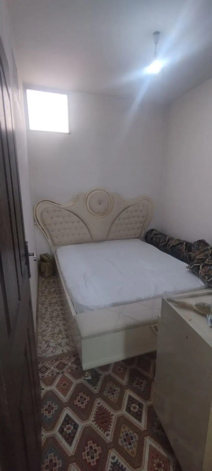 یک باب منزل مسکونی.کوچه شهامت شاداب 4