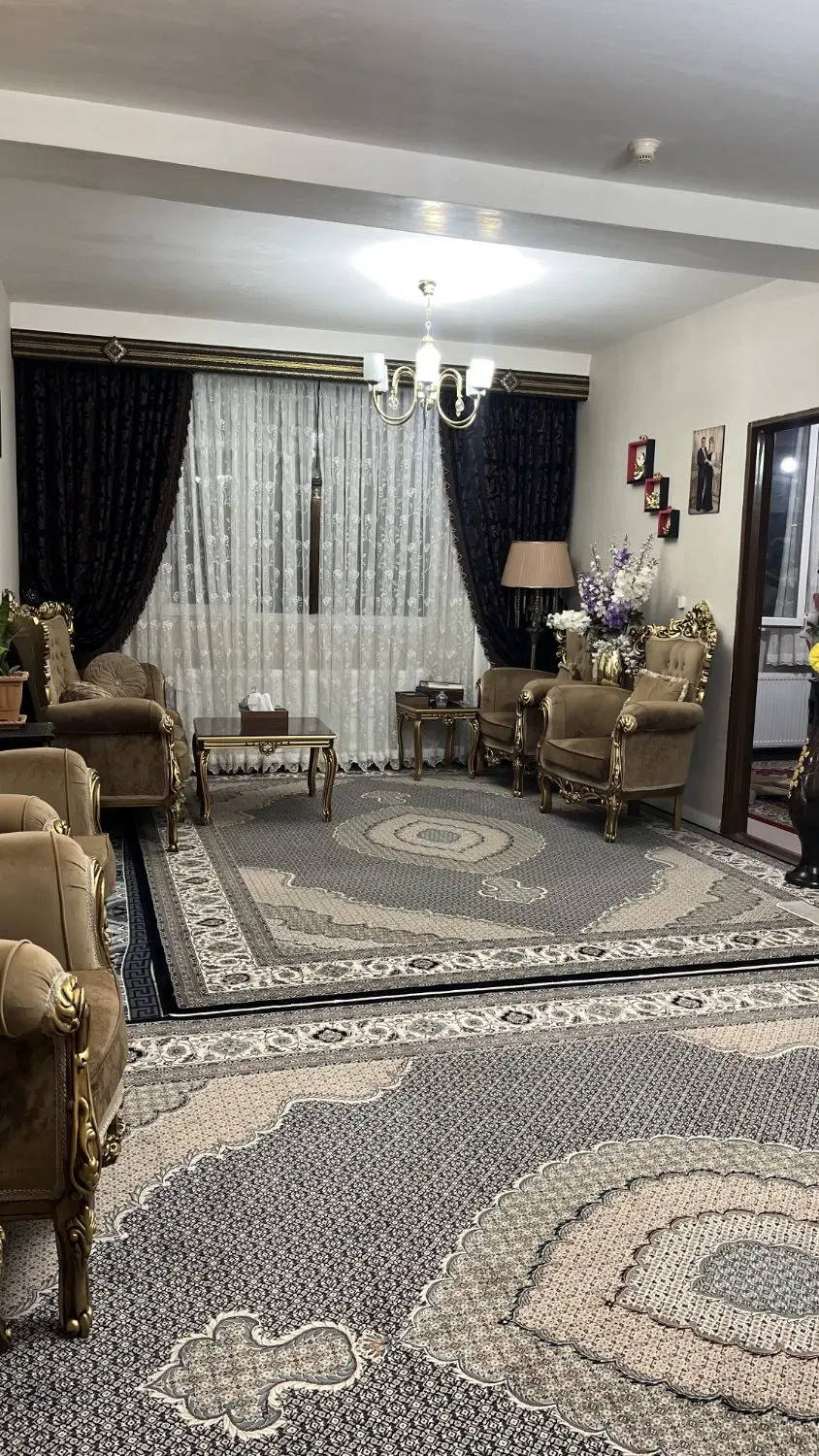 فروش  یک باب آپارتمان طبقه دوم