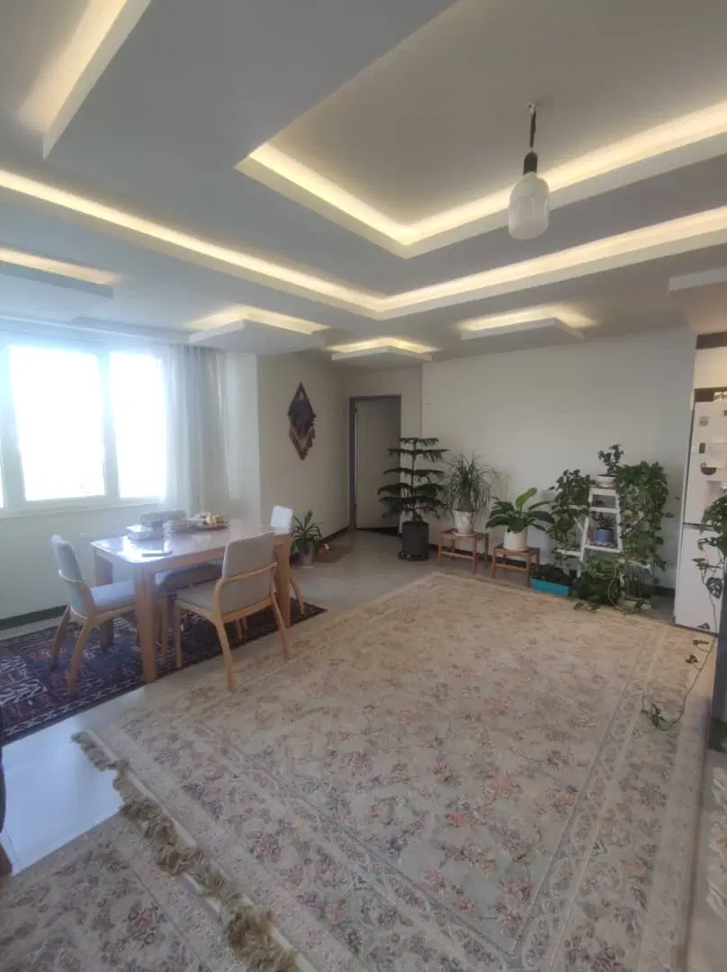فروش اپارتمان ۱۴۵متر سه خواب( دکتر حسابی)
