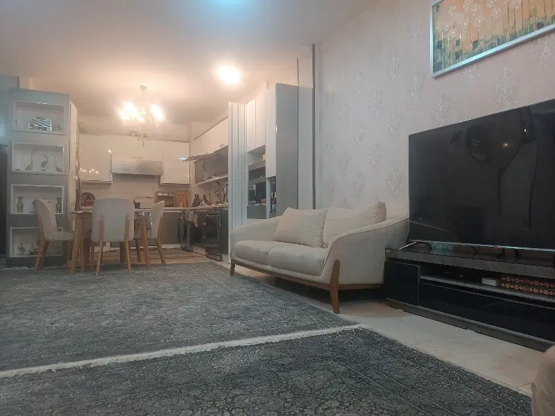 واحد مسکونی مجتمع عمارت ایرونی