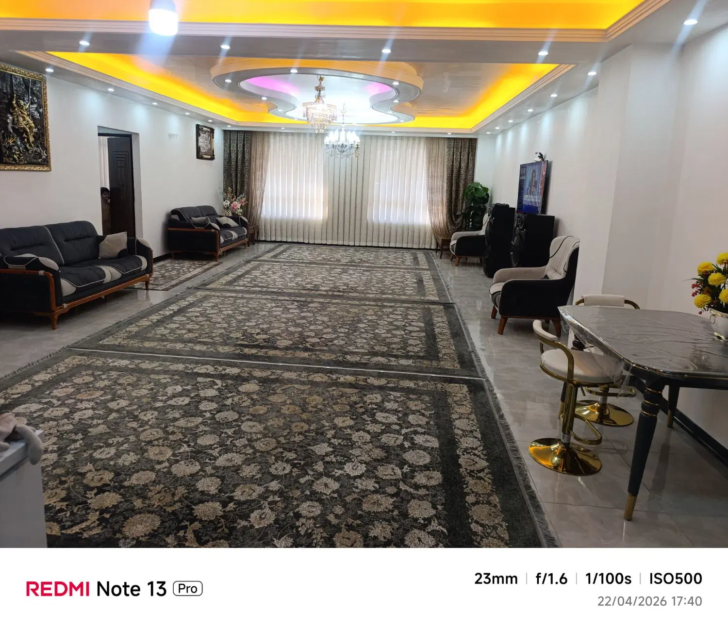 آپارتمان فوق شیک متراژ 143 رو به نما سه خوابه یاس3