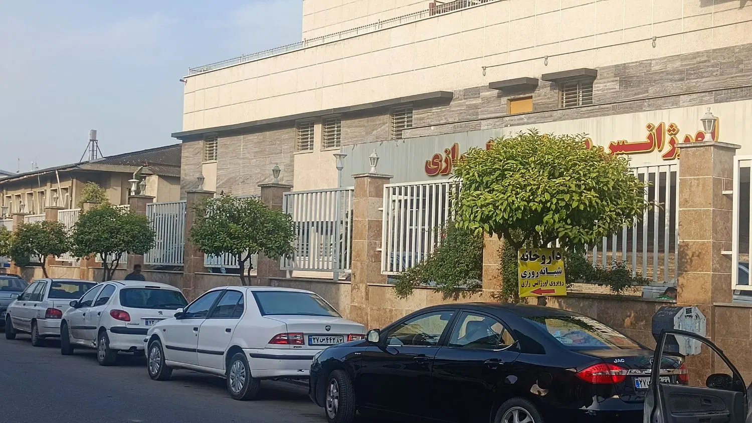 مغازه تجاری براصلی_۴۰متری دهنه۴متری_بالکن دار_فوری