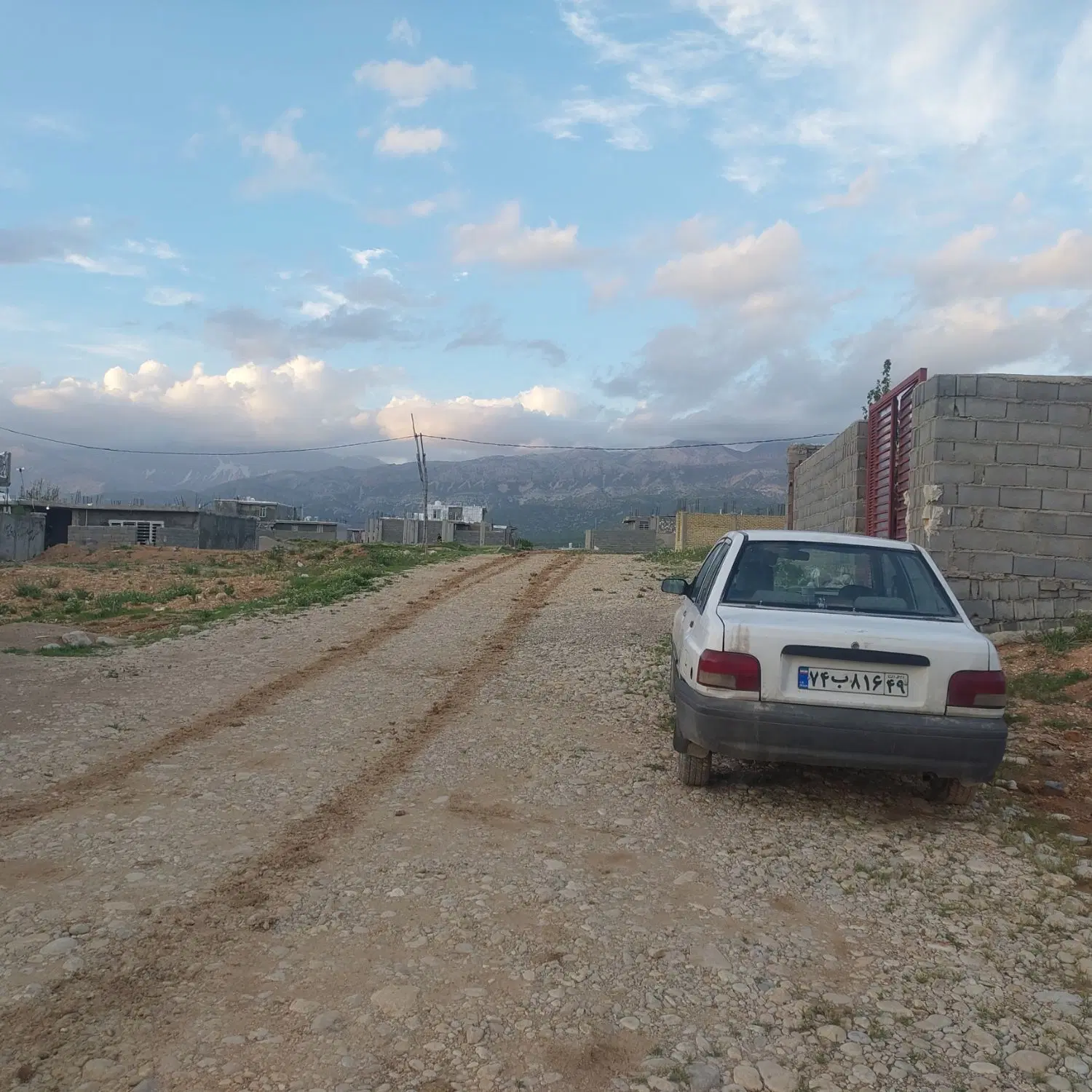 زمین ۱۸۲ متر