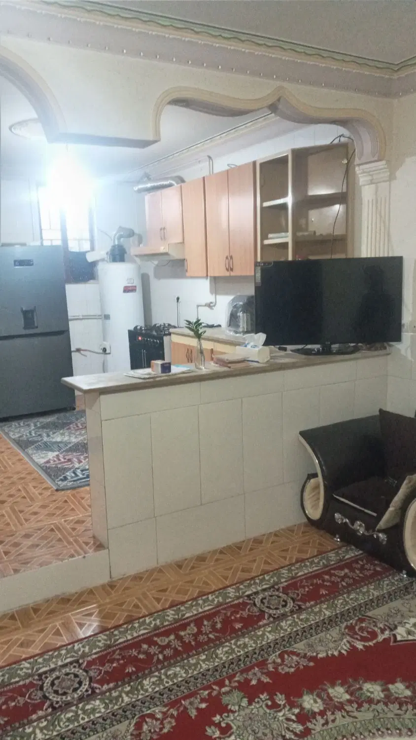 طبقه بالا تک واحدی ۲خوابه شهرک مشتاق