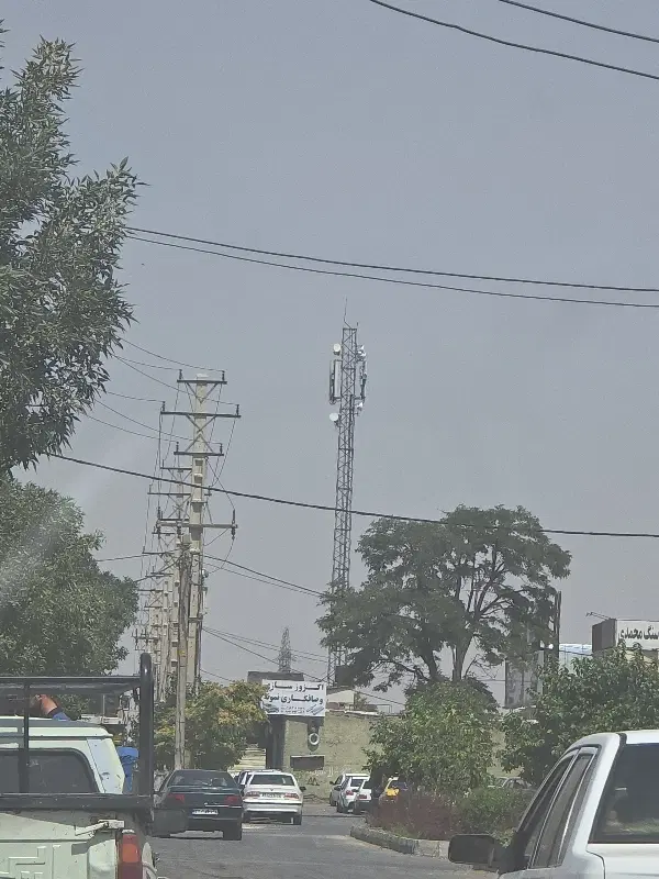 ۲۰۰ متر زمین