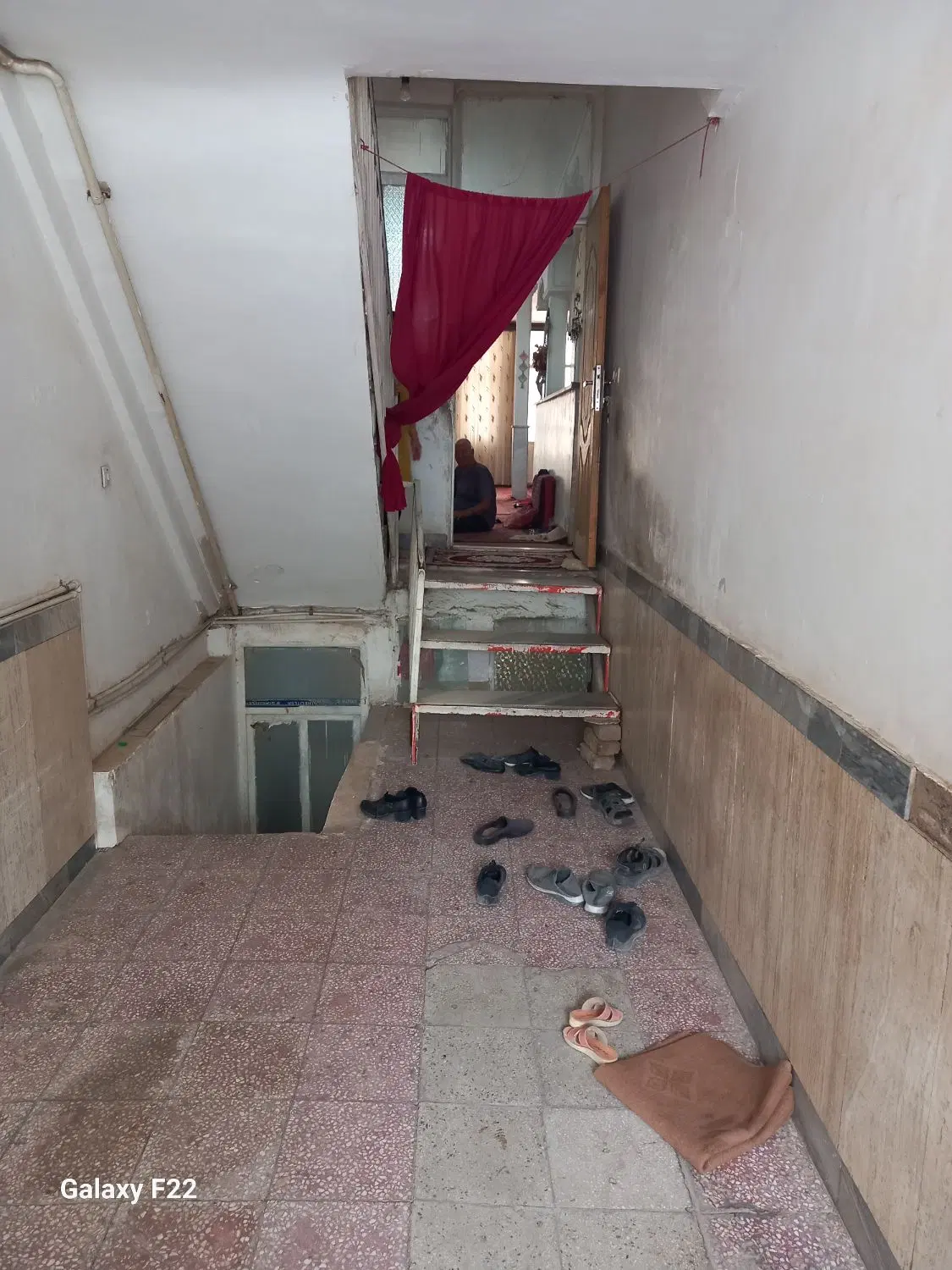 فروش‌خانه