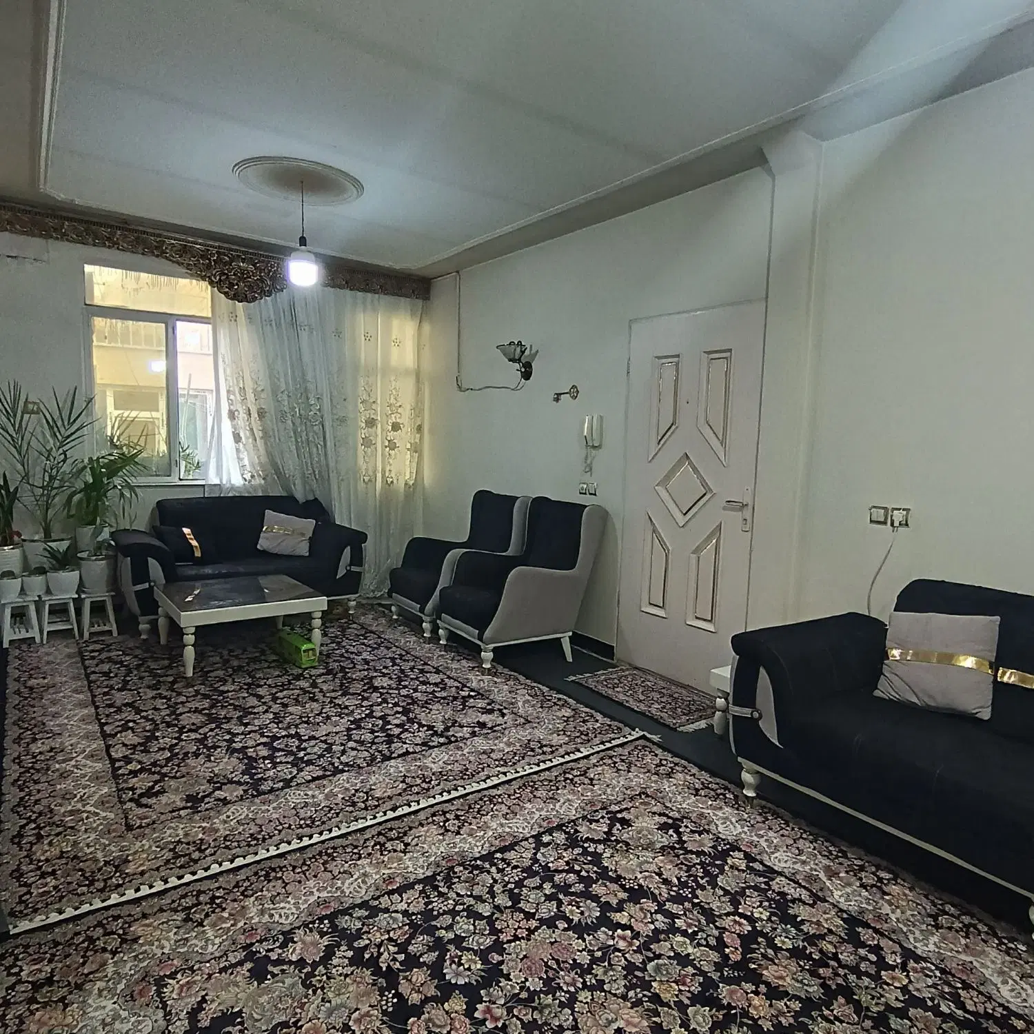اجاره واحد 60 متری