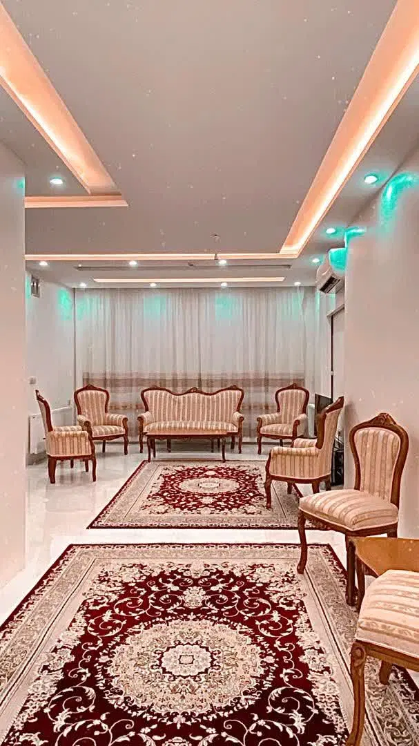 اپارتمان نوساز بسیارتمیز نزدیک حرم