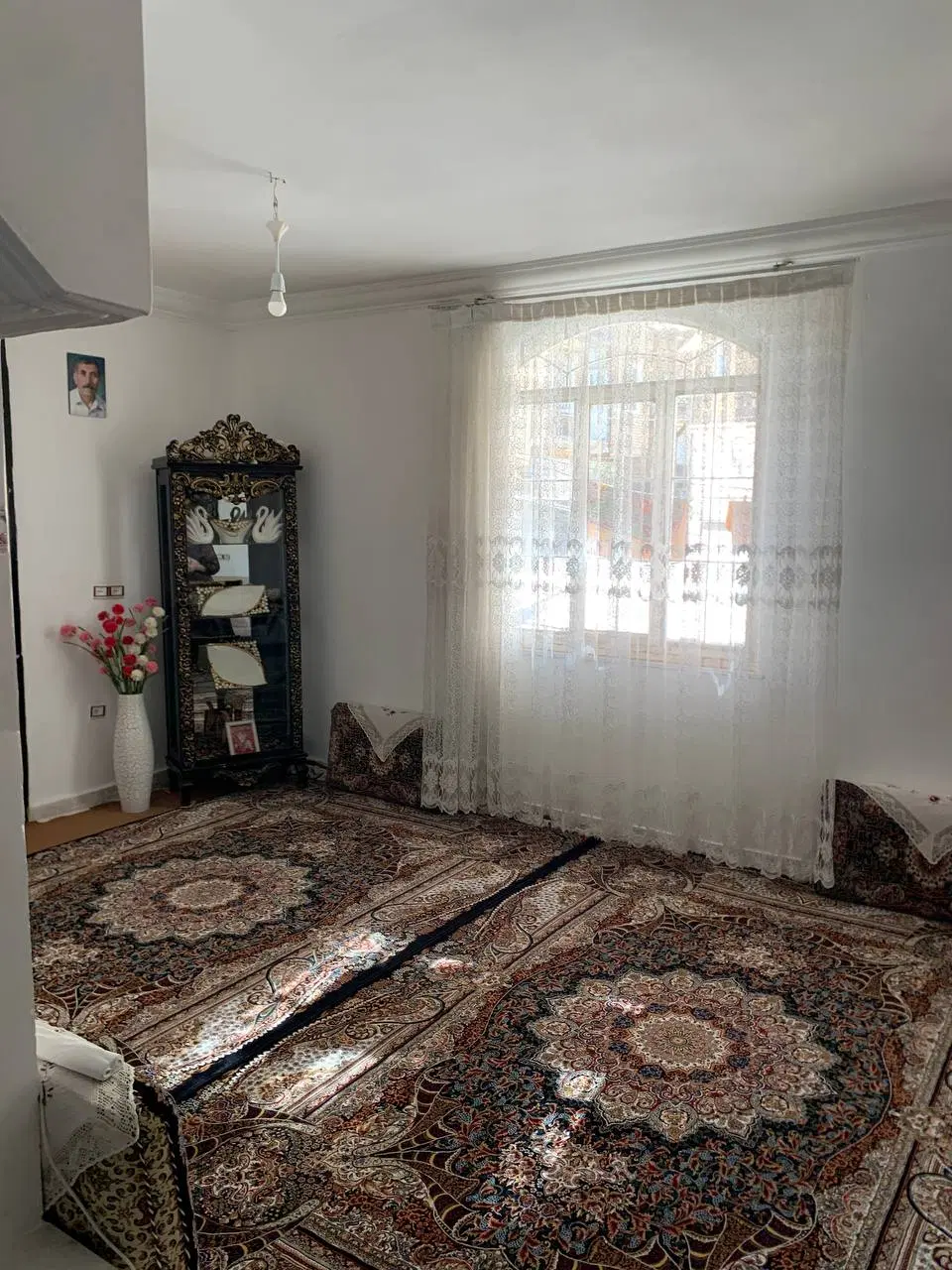 خانه آساوله دونبش ژیر بنا ۹۰متر دو طبقه پارکینگ