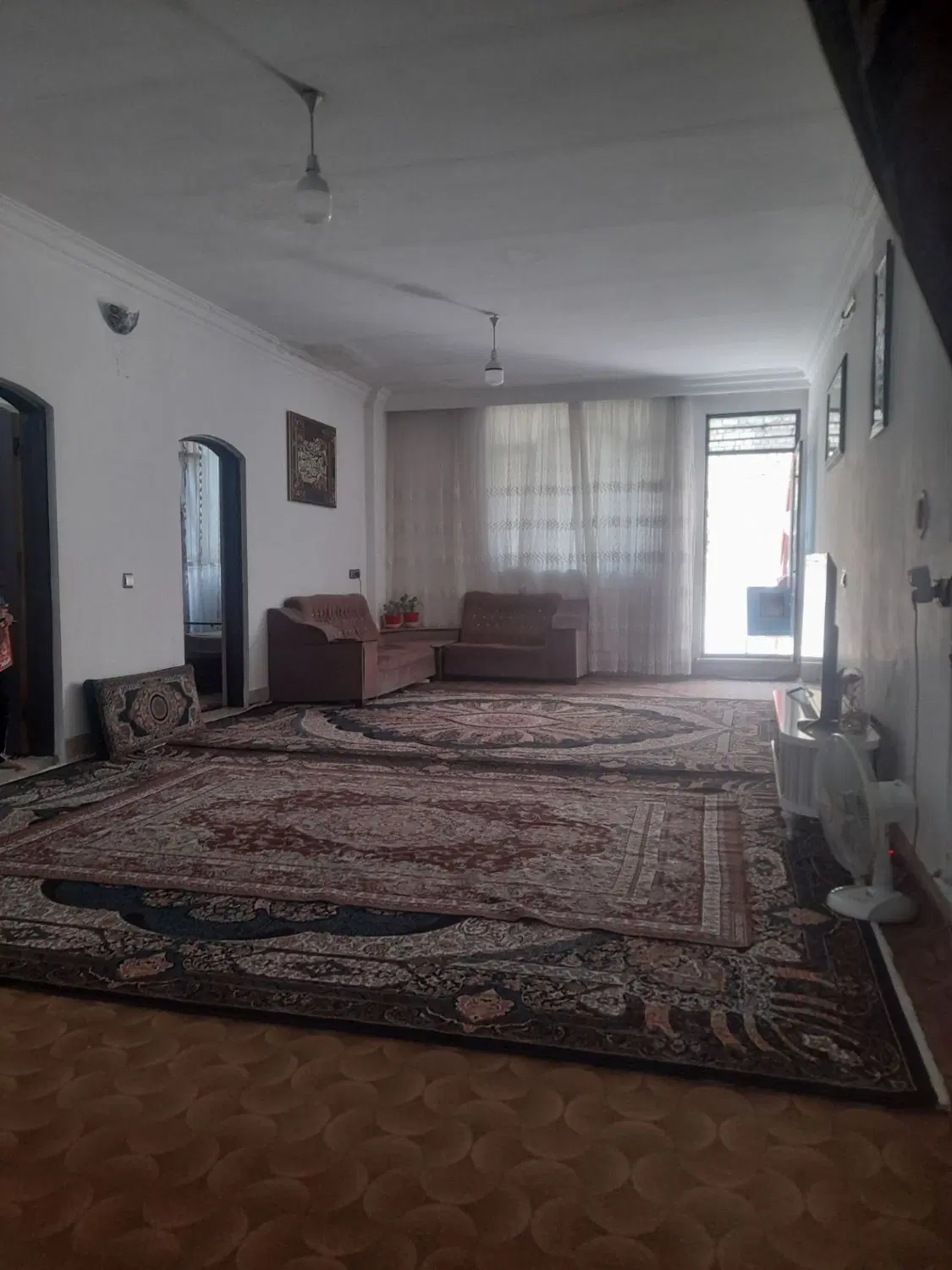 دوخوابه ۹۰ متری