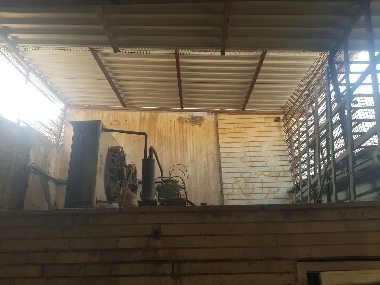 خانه ویلایی آسیاباد همراه با سردخانه