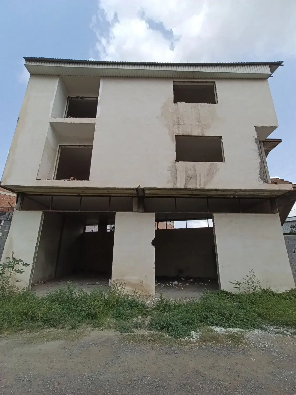 خانه دو طبقه