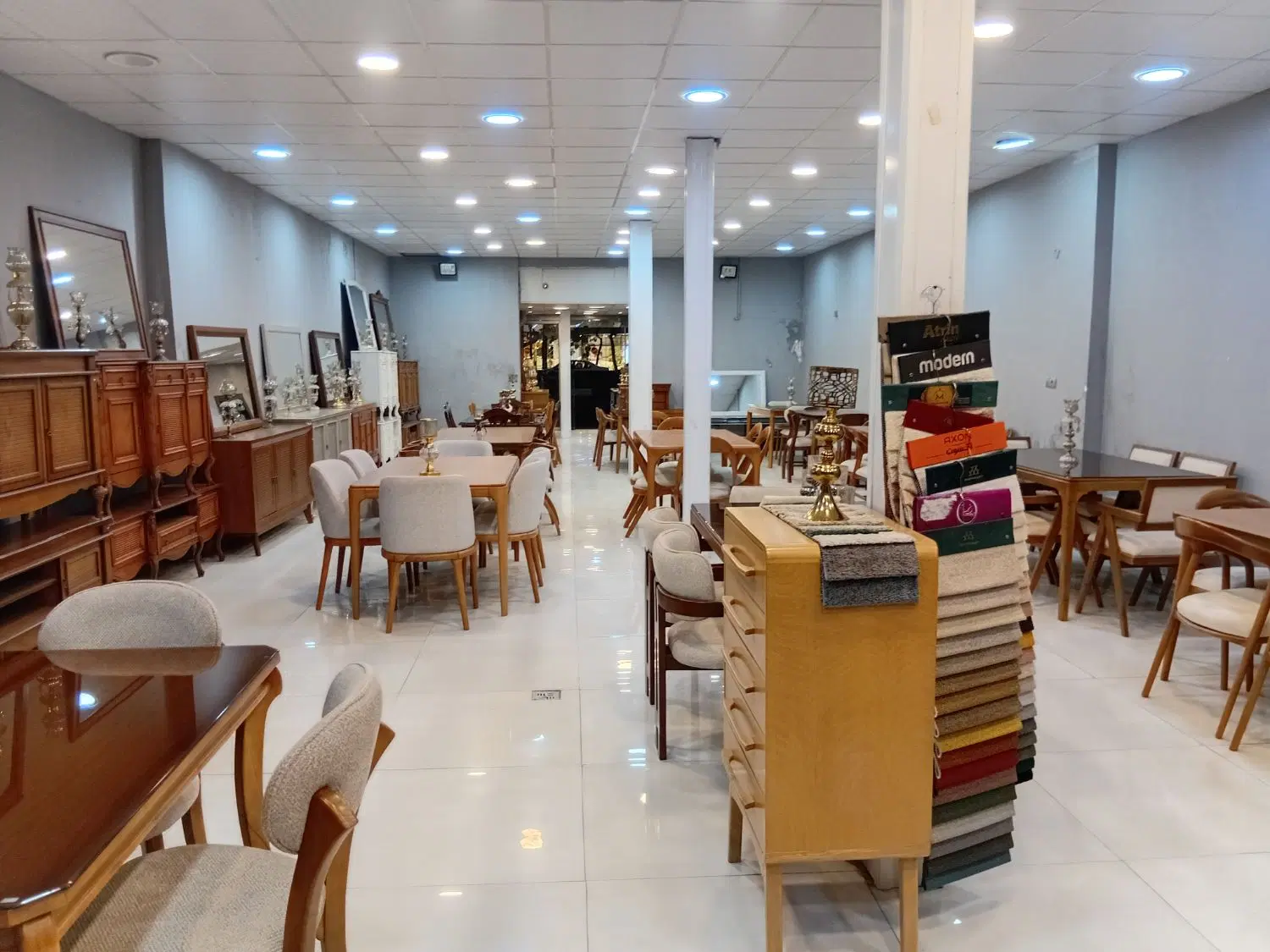 ۱۶۰متر مغازه حاشیه کلاهدوز